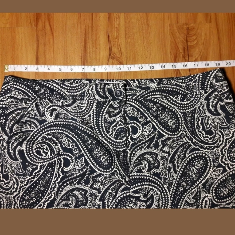 🌟SOLD🌟 Karen Scott Paisley Print Skort - Picture 5 of 8